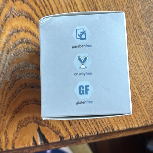 Alastin skincare restorative neck complex with trihex technology 1.7 fl oz. - Picture 3 of 4